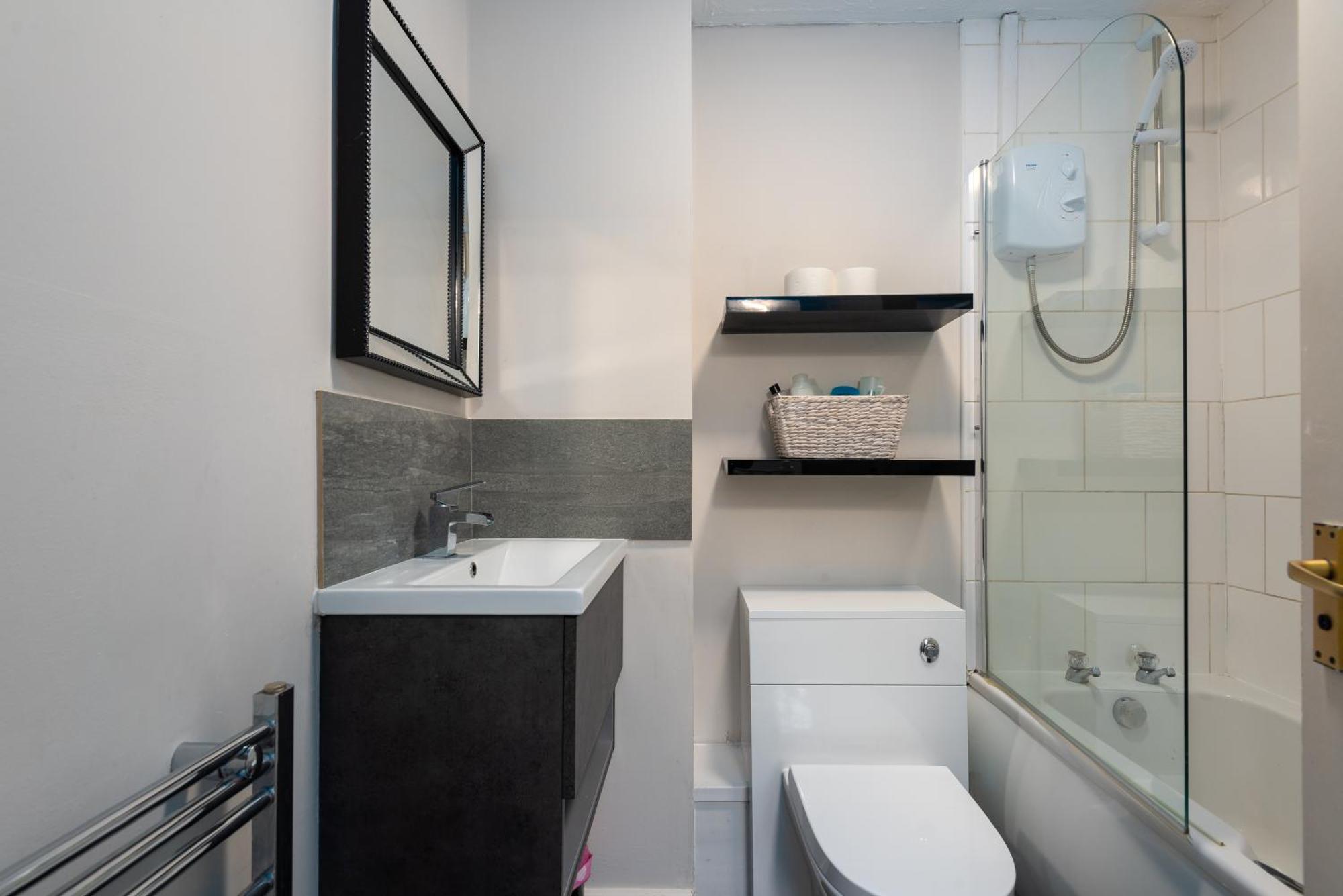 Worcester Fabulous Cherry Tree Mews Self Check In Dogs Welcome By Prior Arrangement , 2 Double Bedrooms ,Super Fast Wi-Fi, With Free Off Road Parking For 2 Vehicles Near Royal Hospital And Woodland Walks Exterior foto